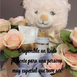Charming Teddy Bear with Floral Gift Set